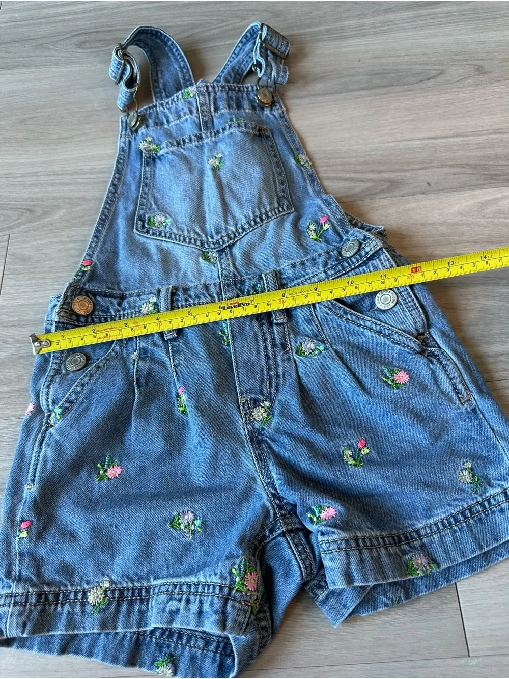 Gap Denim Floral Embroidered Short Overalls for Kids - Small